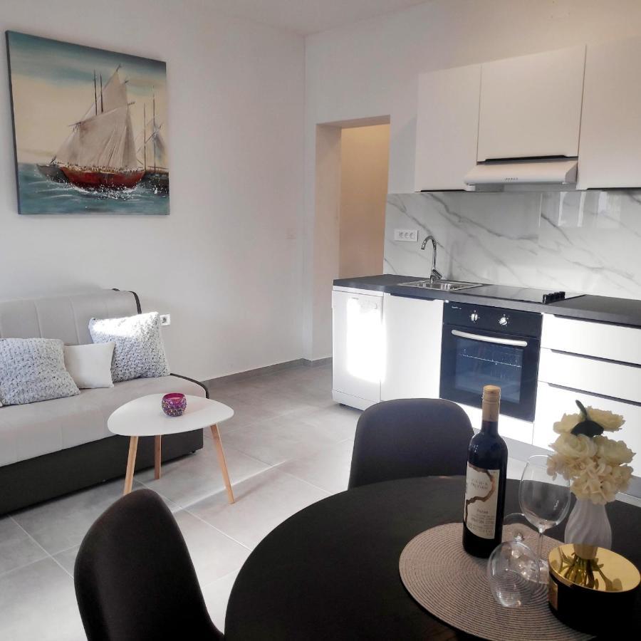 Sea Star Apartments بيشكانا أوفالا المظهر الخارجي الصورة