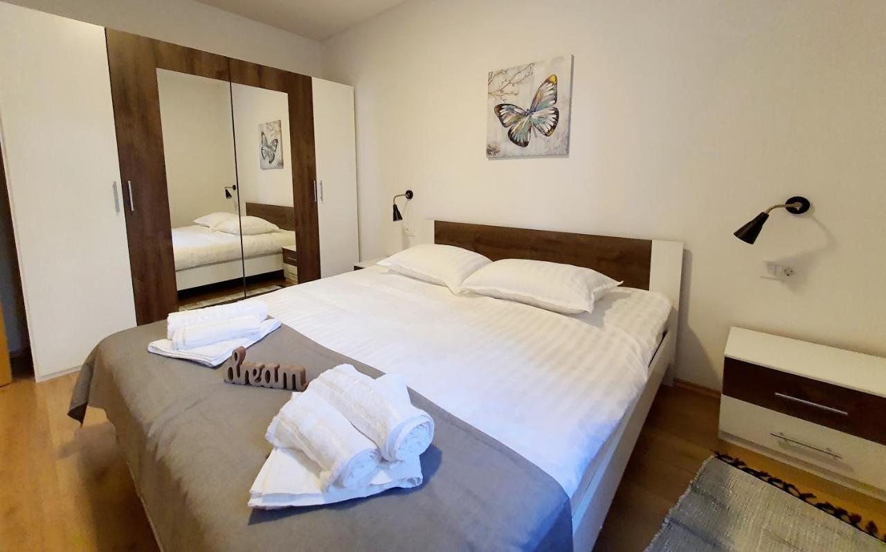 Sea Star Apartments بيشكانا أوفالا المظهر الخارجي الصورة