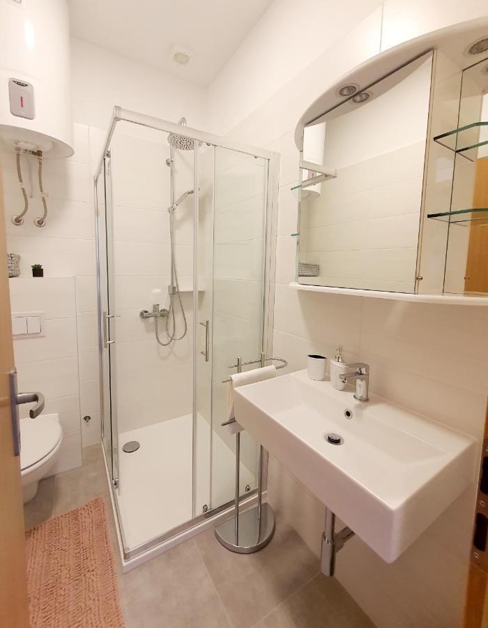 Sea Star Apartments بيشكانا أوفالا المظهر الخارجي الصورة
