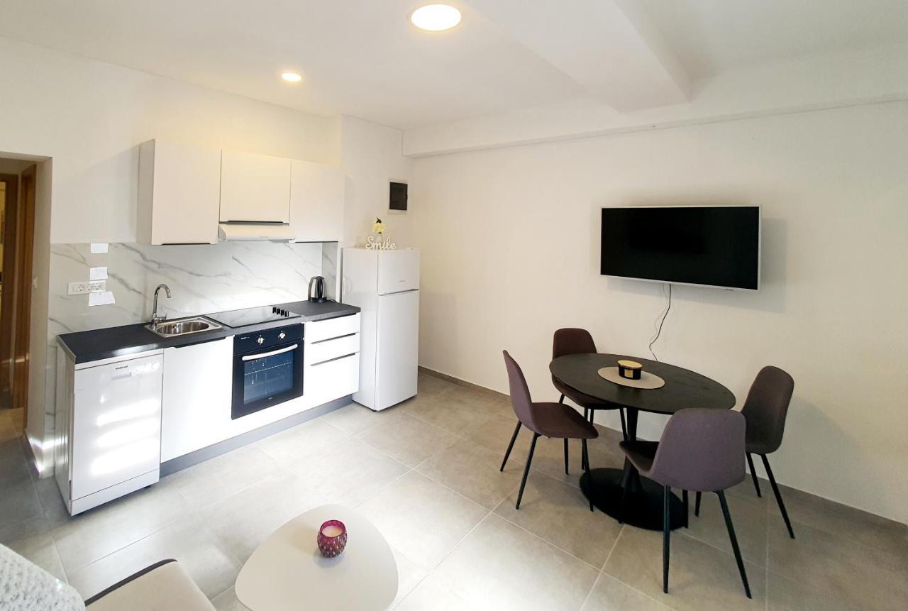 Sea Star Apartments بيشكانا أوفالا المظهر الخارجي الصورة